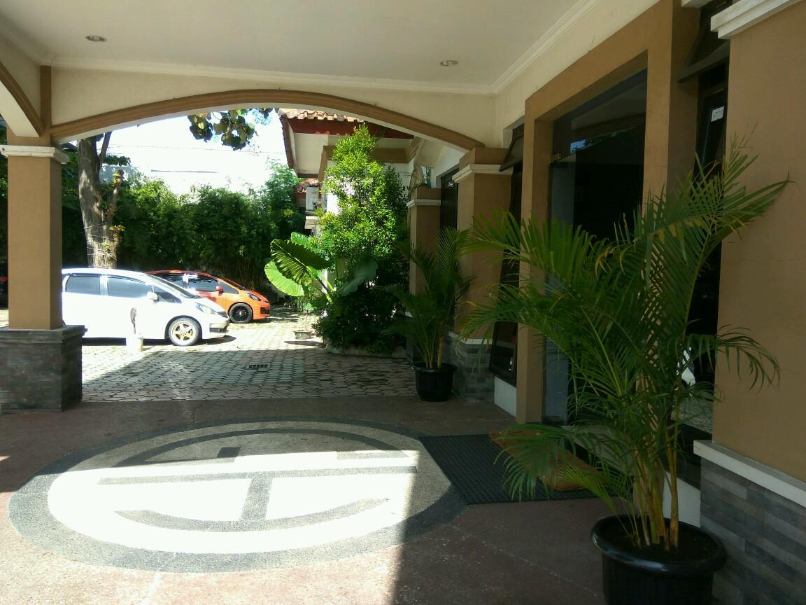 Graha Hotel Sragen Exterior photo