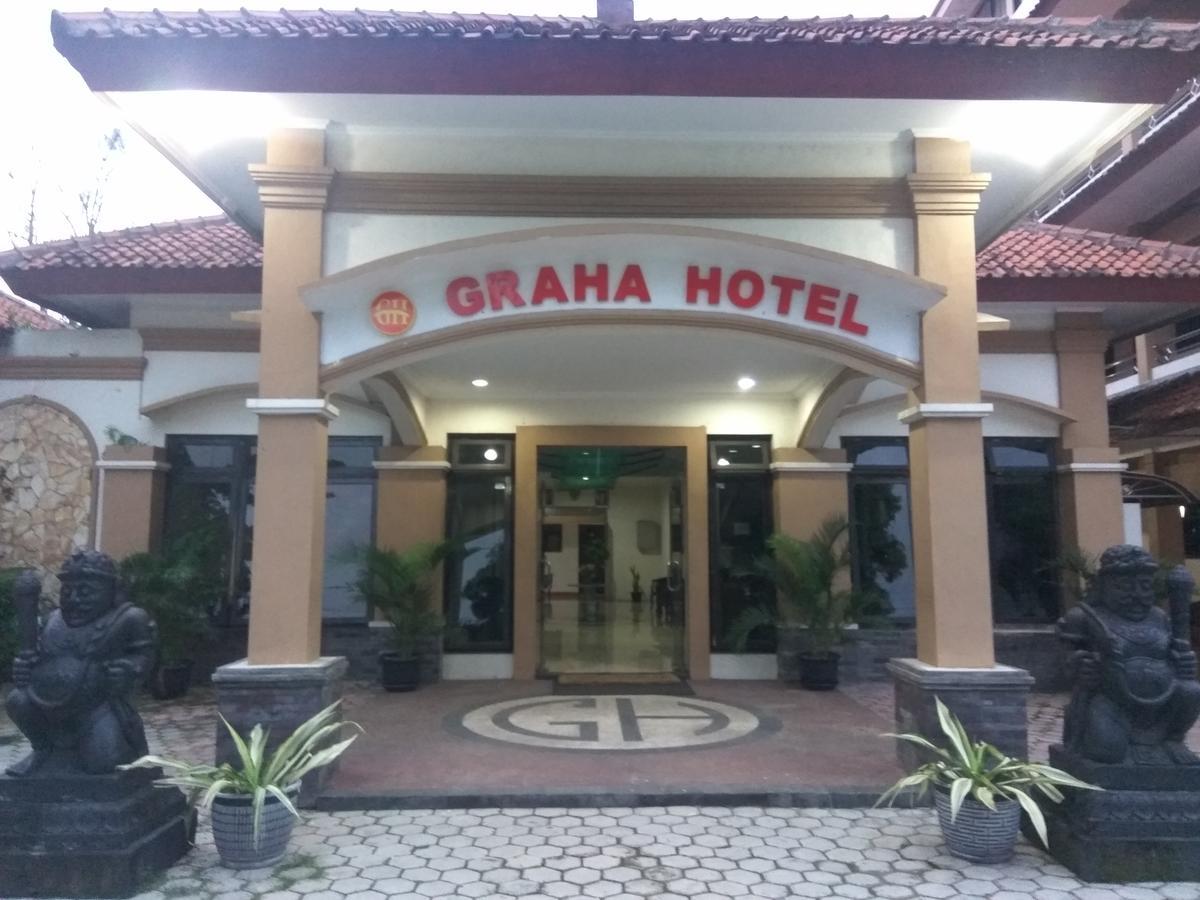 Graha Hotel Sragen Exterior photo